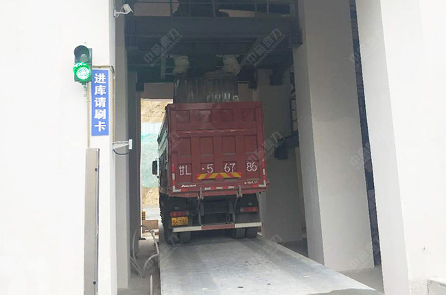 �ذ��ԄӷQ��ϵ�y(t��ng)