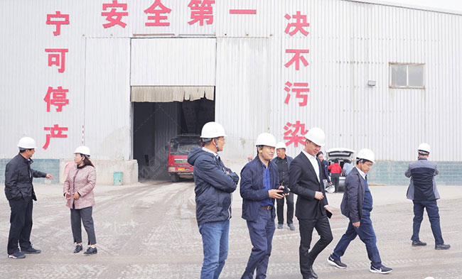 考察時(shí)產(chǎn)3000噸骨料生產(chǎn)線