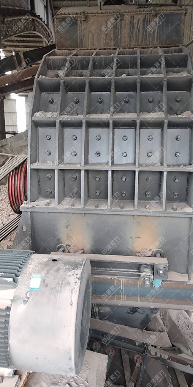 ��(n��i)�ɹńPʢʯ�ϼӹ����޹�˾�r(sh��)�a(ch��n)350-400��ʯ�����a(ch��n)��