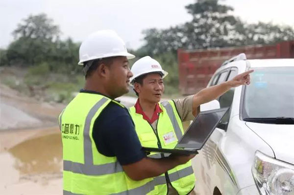 ����(w��)�N�۽�(j��ng)�����A܊�����b�ۺ󹤳̎��������ڽ�����ͨ