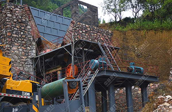 顎式破碎機(jī)支撐基礎(chǔ)