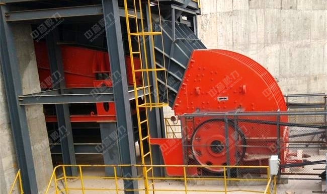 重錘破碎機(jī)現(xiàn)場