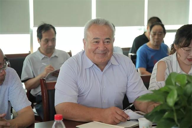 ��Ɲ�e��˹̹�W(xu��)Ժ��Ժ�L