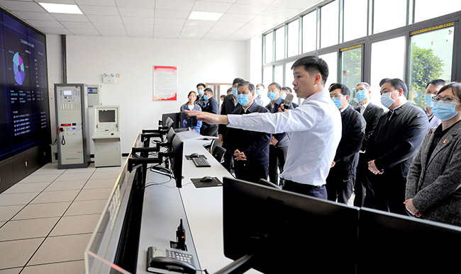 張治民董事長介紹中譽(yù)鼎力礦山管理云數(shù)據(jù)