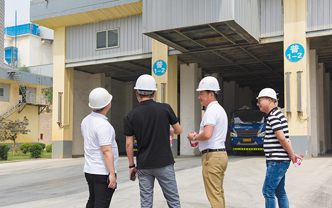 �˽����u(y��)���������b܇(ch��)ϵ�y(t��ng)