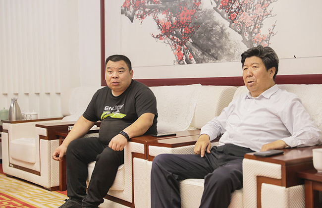 ����孺����F(tu��n)�����L(zh��ng)������һ�Ѕ��^���u(y��)����