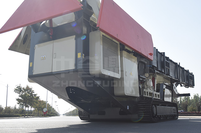 �Ƅ�ʽ����C(j��)�ı��F(xi��n)���c(di��n)