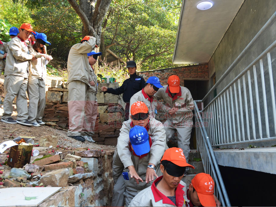 ��չӖ(x��n)��֮��������·